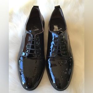 AGL Made in Italy Sz 7 black patent leather Oxfords
